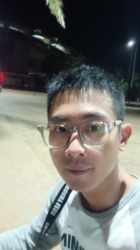 龙龙的第二张照片--徐闻王婆说媒